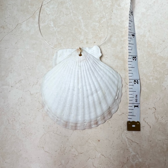 Seashell necklace - Picture 3 of 3